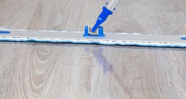 cleaning hardwood | O'Krent Floors