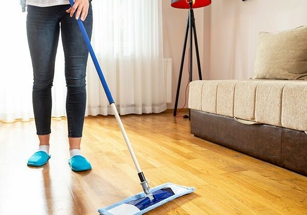 Laminate floor cleaning | O'Krent Floors